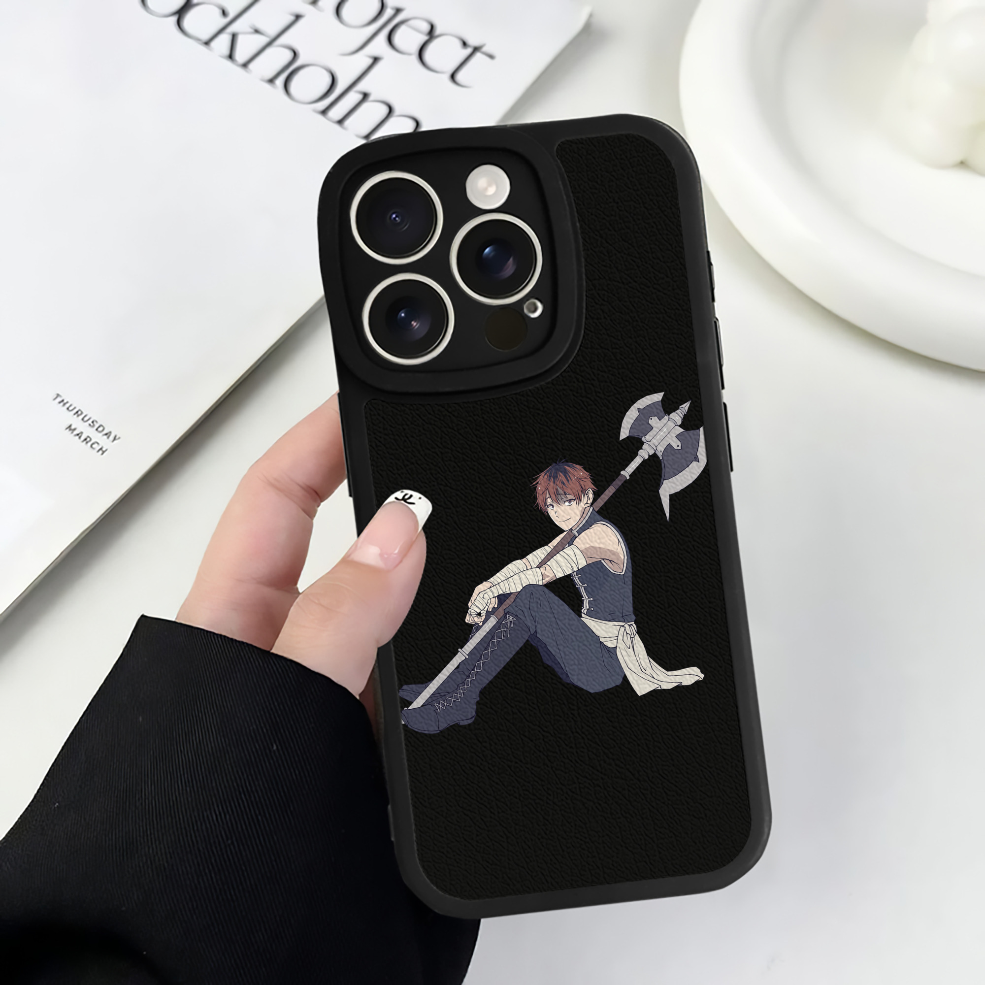（画像用） 葬送のフリーレン Frieren 【iPhone 16シリーズ対応】シリコンスマホケース（レザー調） 材質：シリコン
